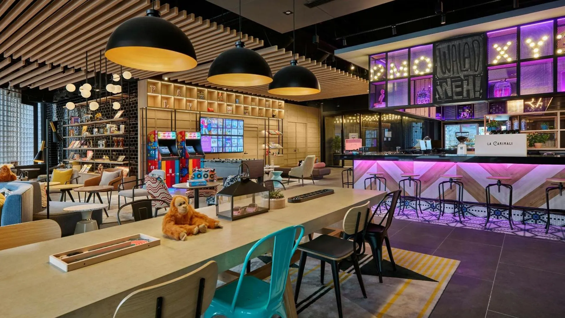 Moxy Kuala Lumpur Chinatown Hotel