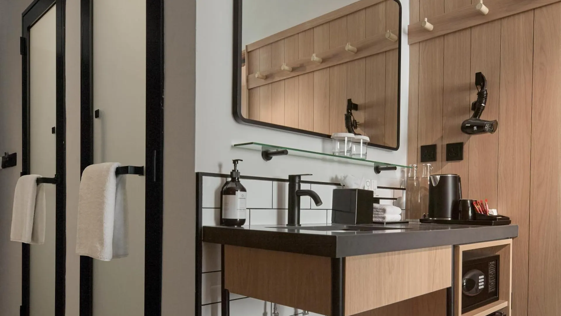 Moxy Kuala Lumpur Chinatown Hotel