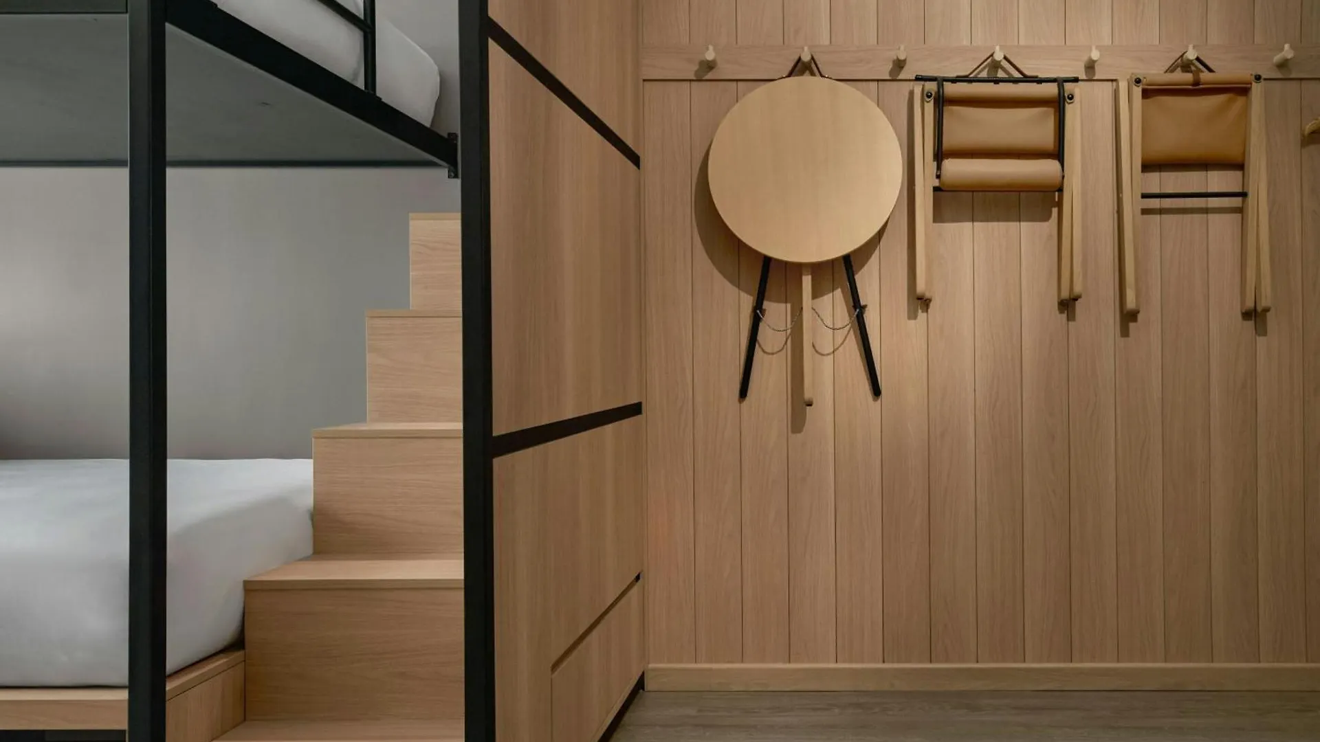 Moxy Kuala Lumpur Chinatown Hotel 4*,